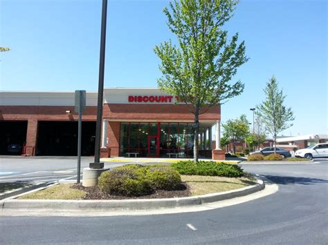 Discount tire duluth - A Part-Time Tire Technician at Discount Tire performs the following duties, including but not limited to: Install new tires and wheels. Perform maintenance on tires, including rotations, balancing, repairs, and cleaning. Rewarding Career Path to Management. Follow safety guidelines and best practices. Participate in hands-on, on-the-job training.